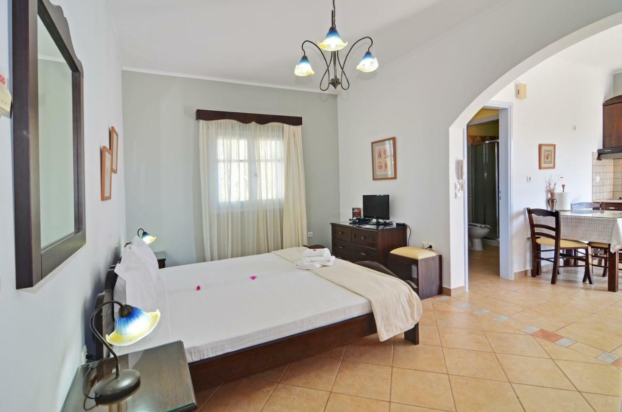 Nikos Sea View Apartments Adamantas  Exterior photo