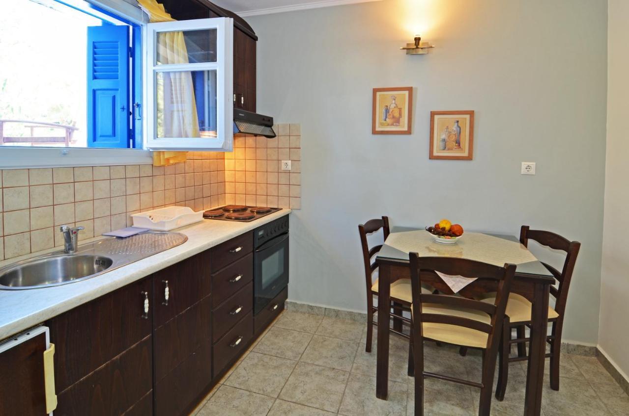 Nikos Sea View Apartments Adamantas  Exterior photo